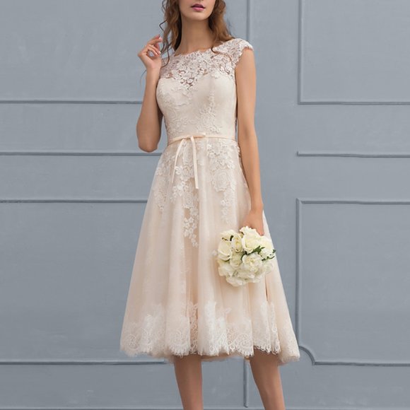 A-Line Scoop Neck Knee-Length Tulle Lace Dress - Picture 1 of 6